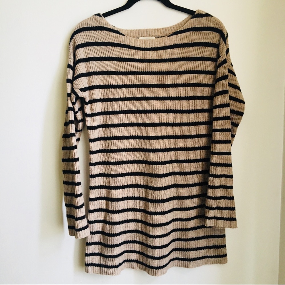 ✨FREE IF BUNDLED✨Essential Sweater Tunic